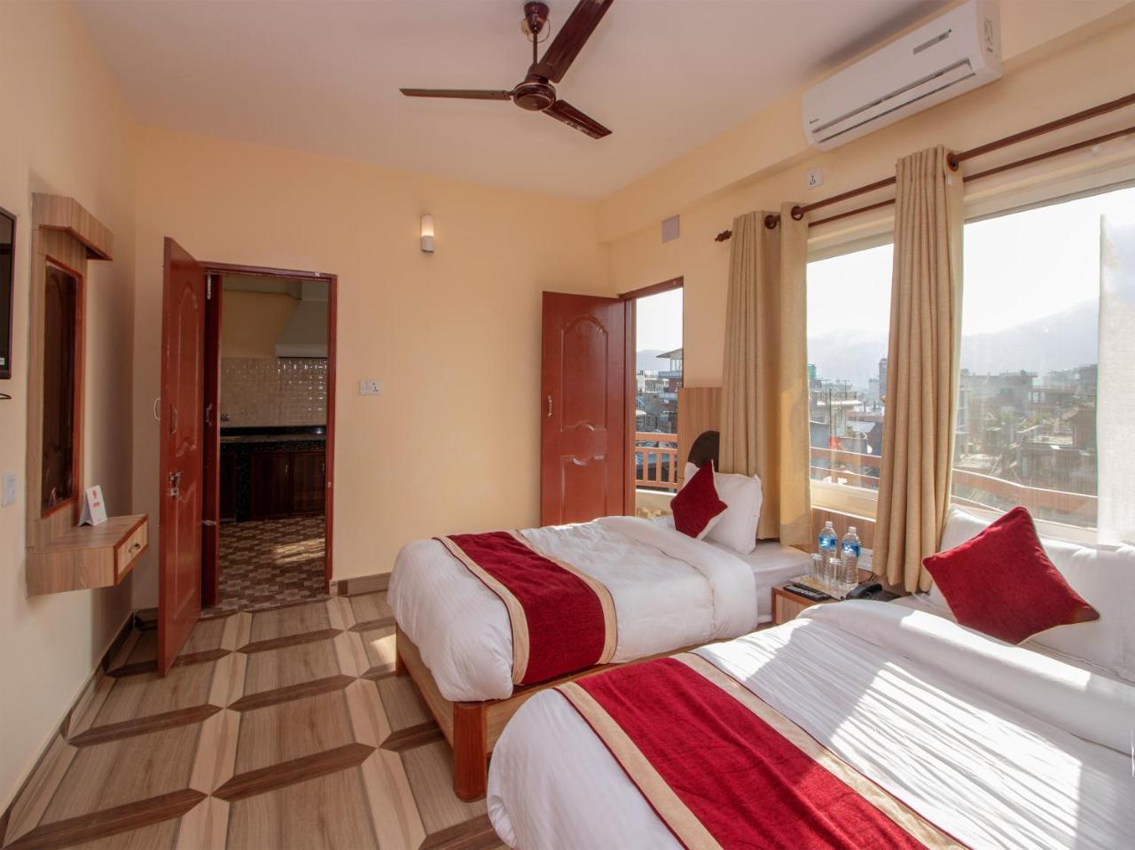 The Country Yard Otel Pokhara Dış mekan fotoğraf