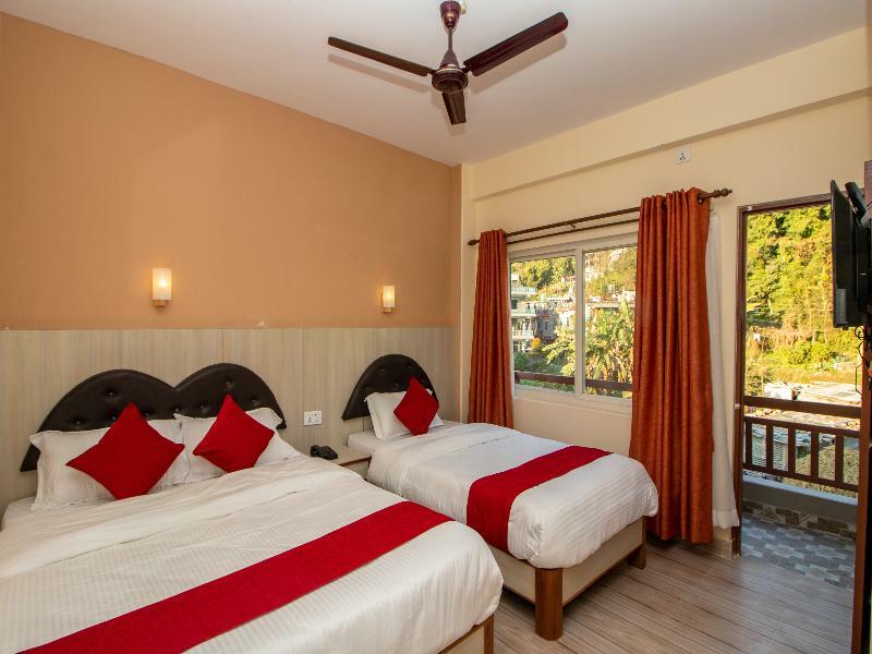 The Country Yard Otel Pokhara Dış mekan fotoğraf