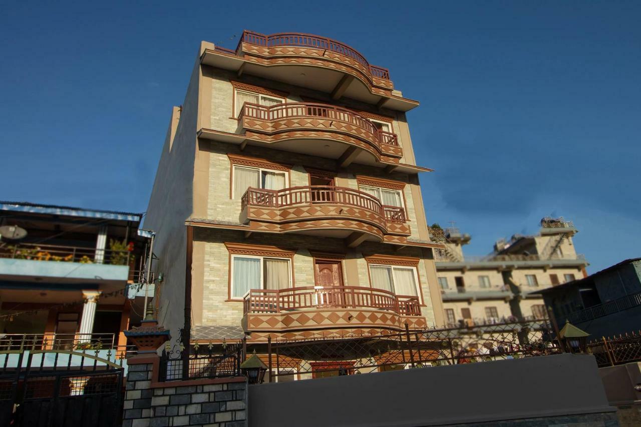 The Country Yard Otel Pokhara Dış mekan fotoğraf